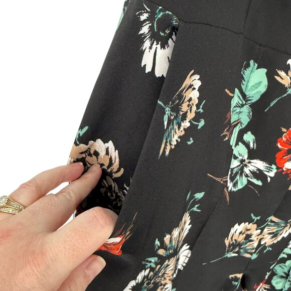 Torrid Black Floral Wide Leg Jumpsuit Plus Size 24 V-Neck Pockets Back Zip NWT - Picture 6 of 15